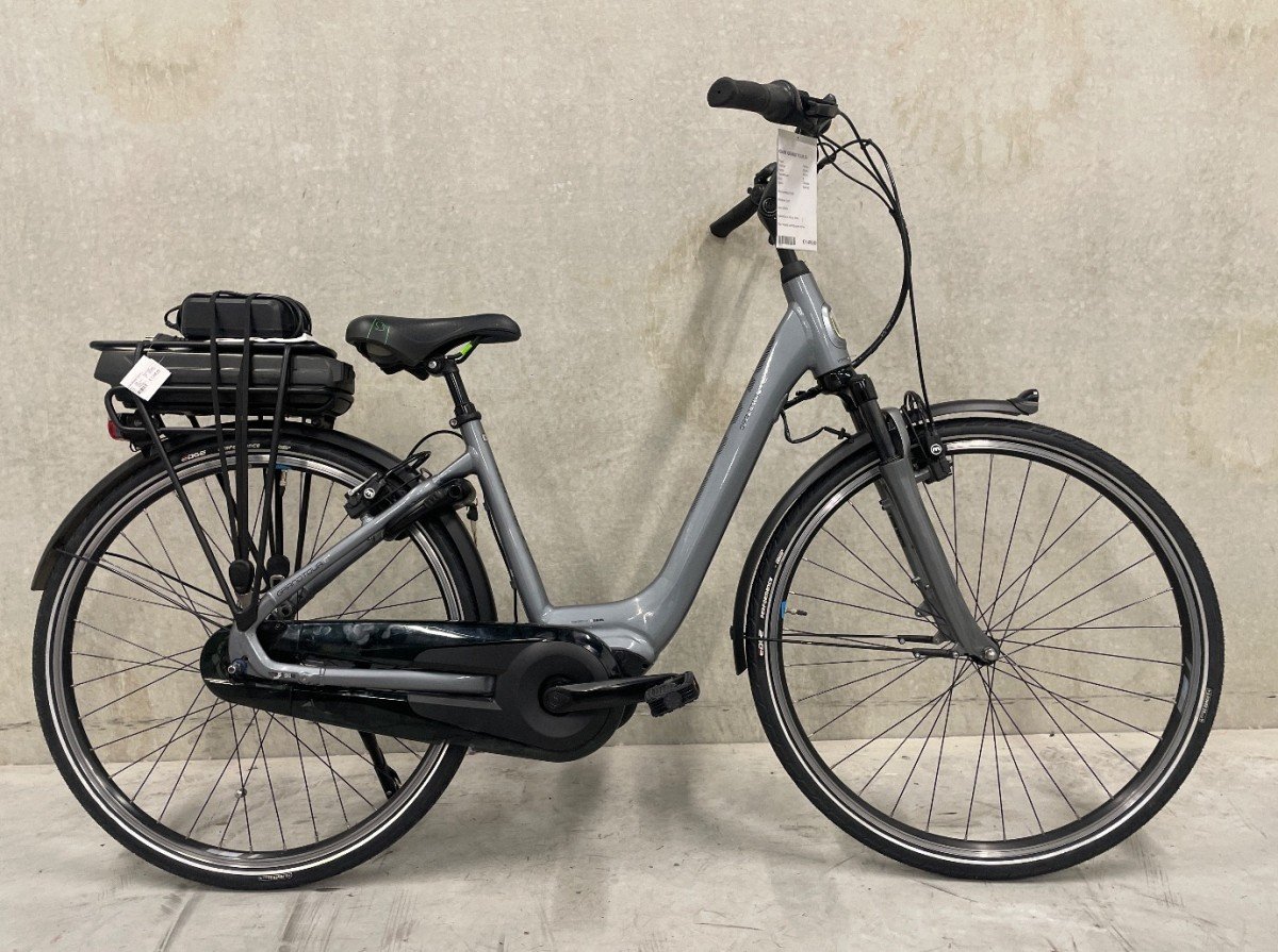 Giant Grand Tour E+ 45 cm tweedehands stadsfiets