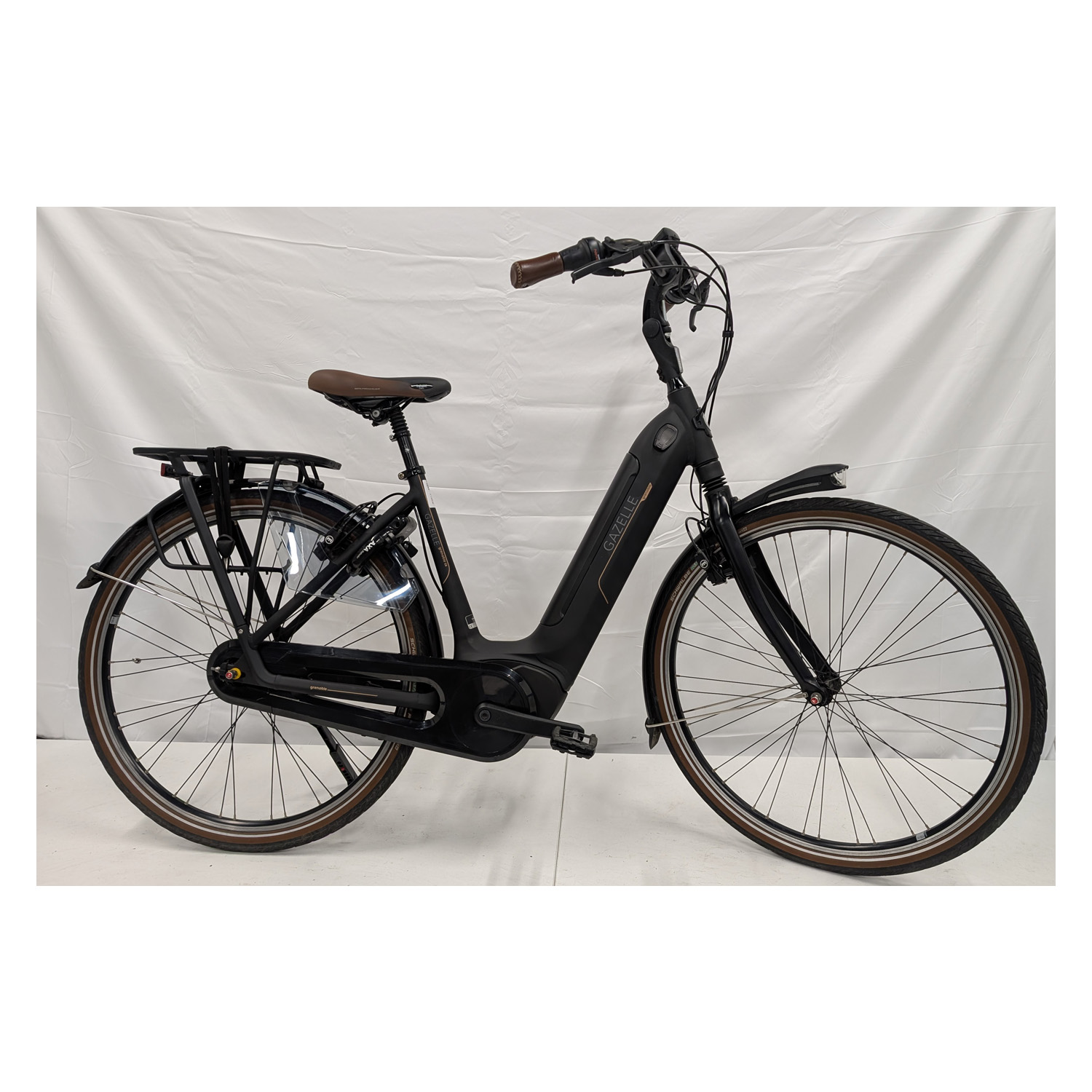 Gazelle Grenoble C8 HMB 49 cm tweedehands e-bike